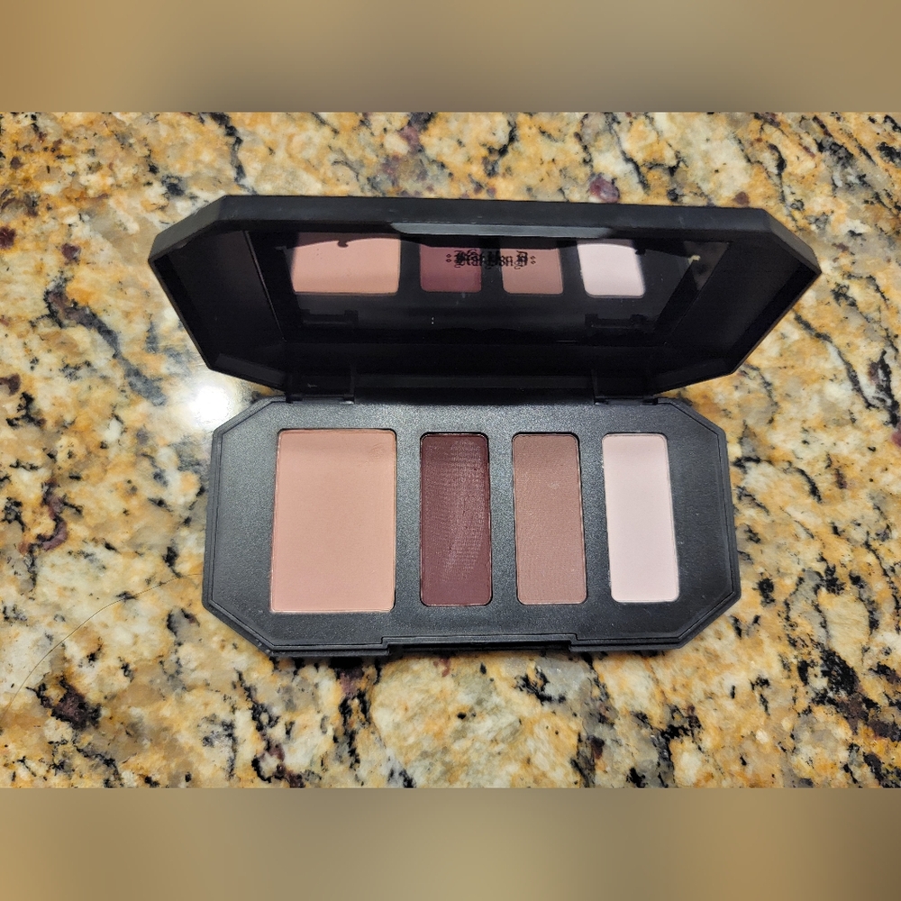 Kat Von D Shade & Light Plum Eyeshadow Palette